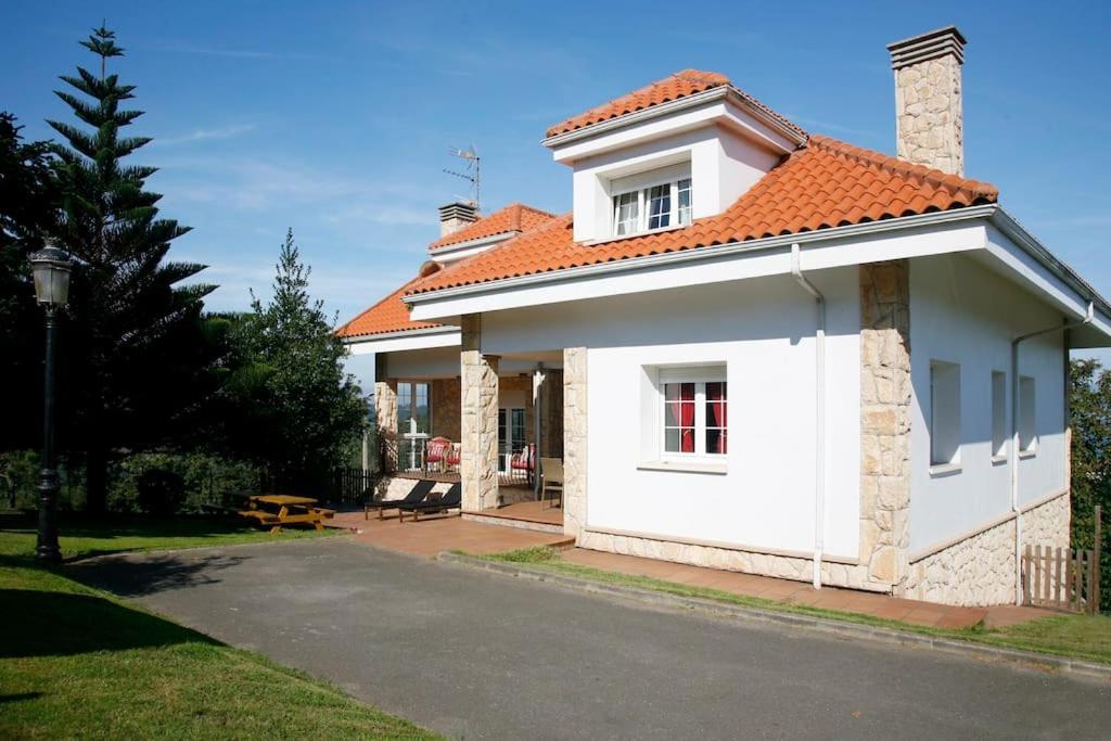 Chalet Con Magnificas Vistas Al Mar Perlora Zewnętrze zdjęcie